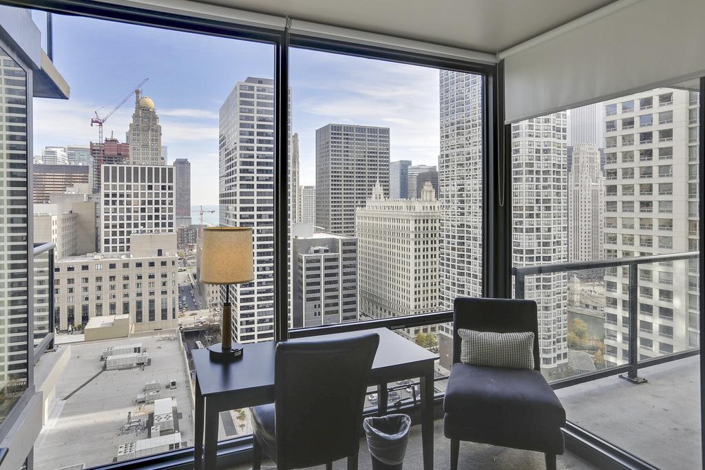 Aparthotel Bridgestreet At State And Grand Chicago Exterior foto