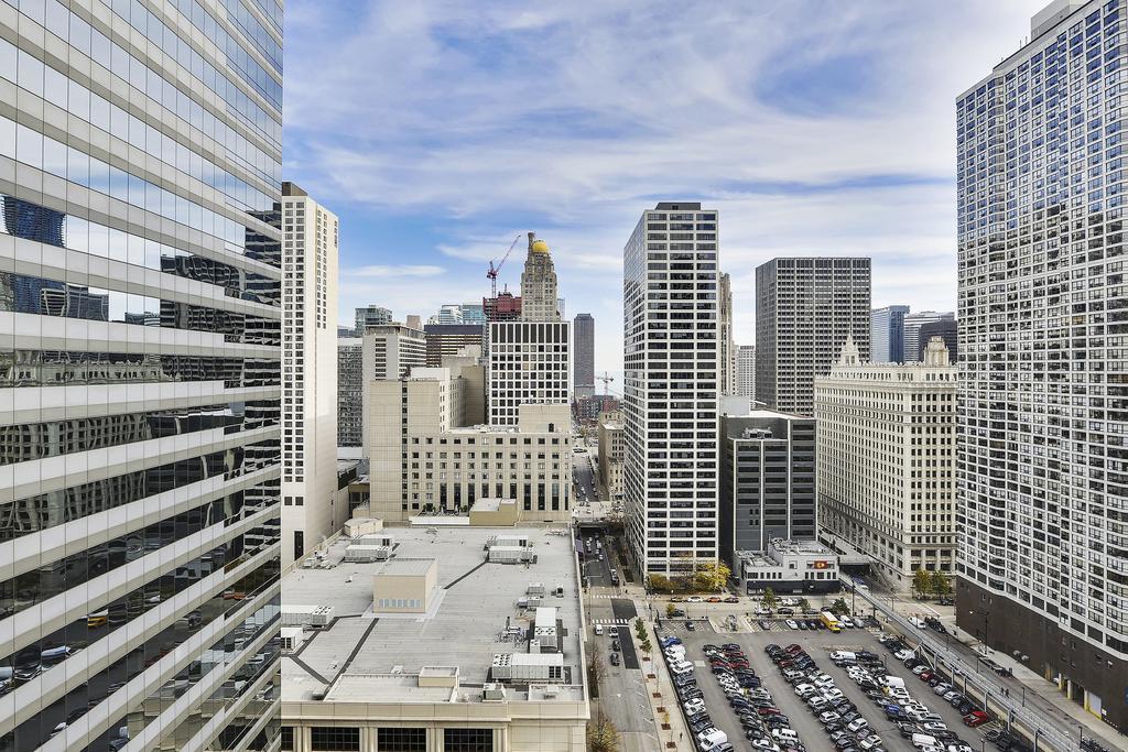 Bridgestreet At State And Grand Aparthotel Chicago Exterior foto