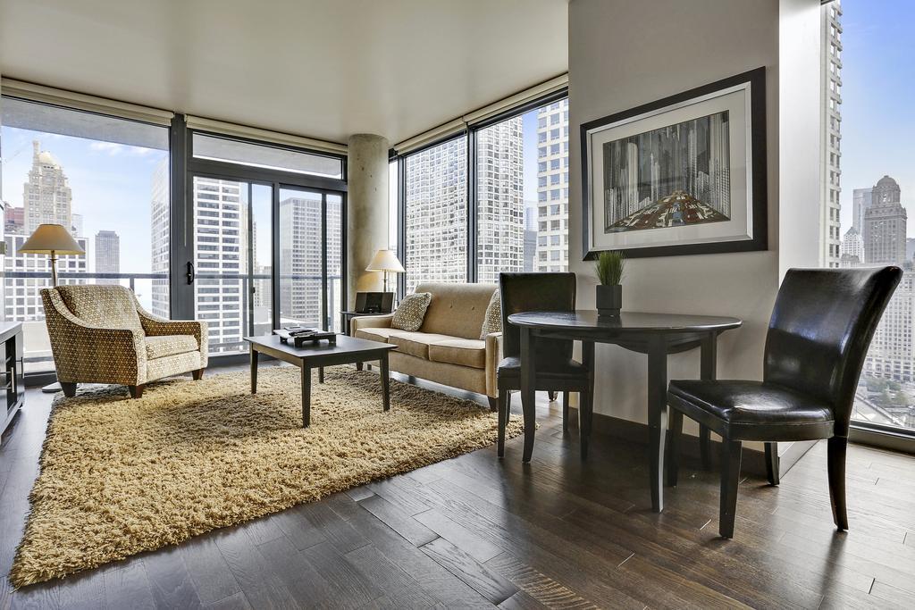 Aparthotel Bridgestreet At State And Grand Chicago Exterior foto