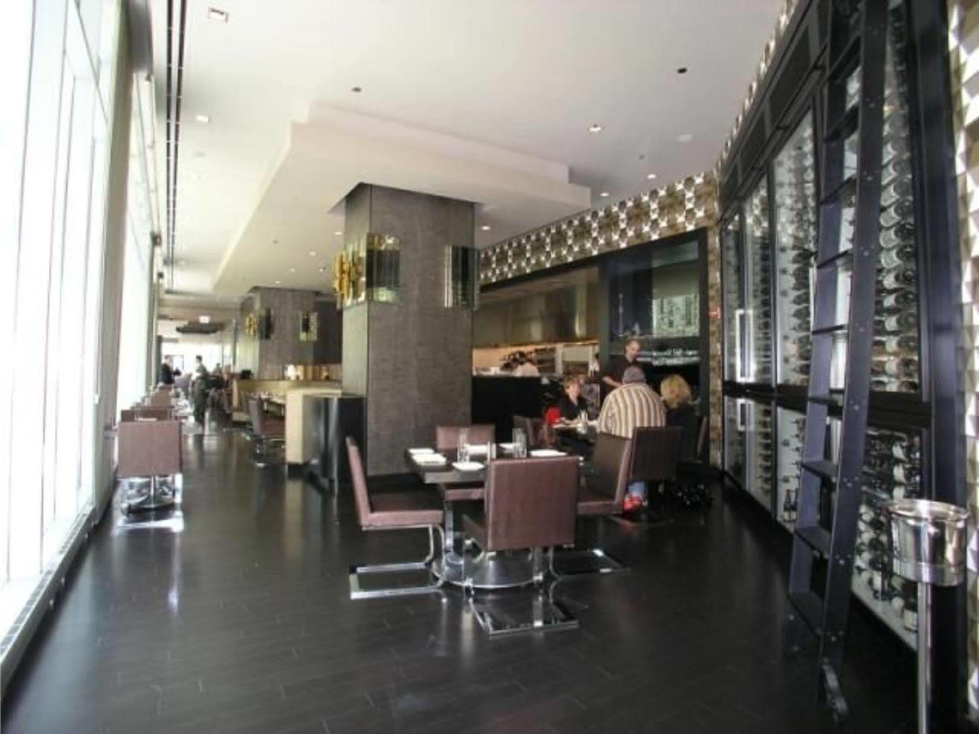 Aparthotel Bridgestreet At State And Grand Chicago Exterior foto